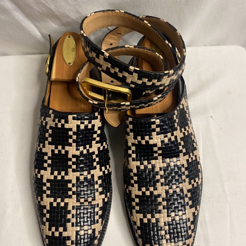 Vintage Paolo De Marco Hand made woven Black and Tan Men's Shoes Size 11.5